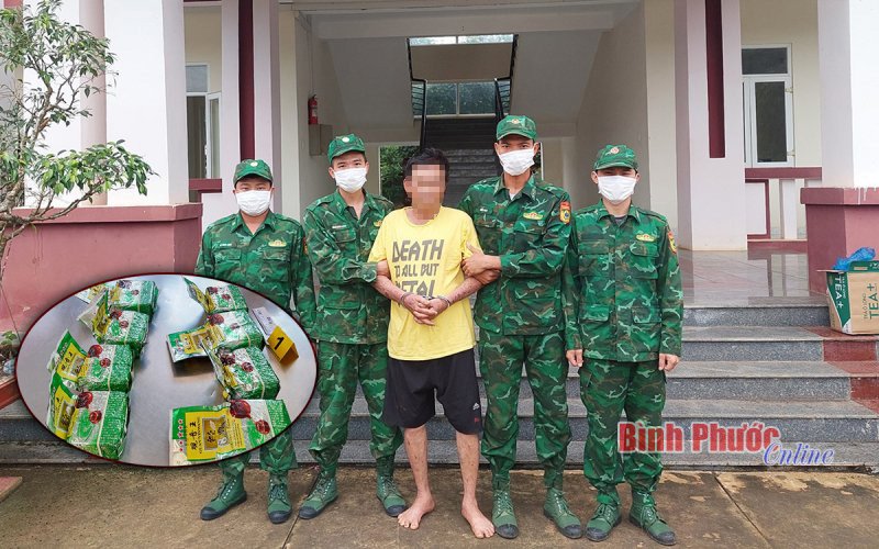 Bình Phước: Bắt vụ vận chuyển gần 8kg ma túy dạng đá