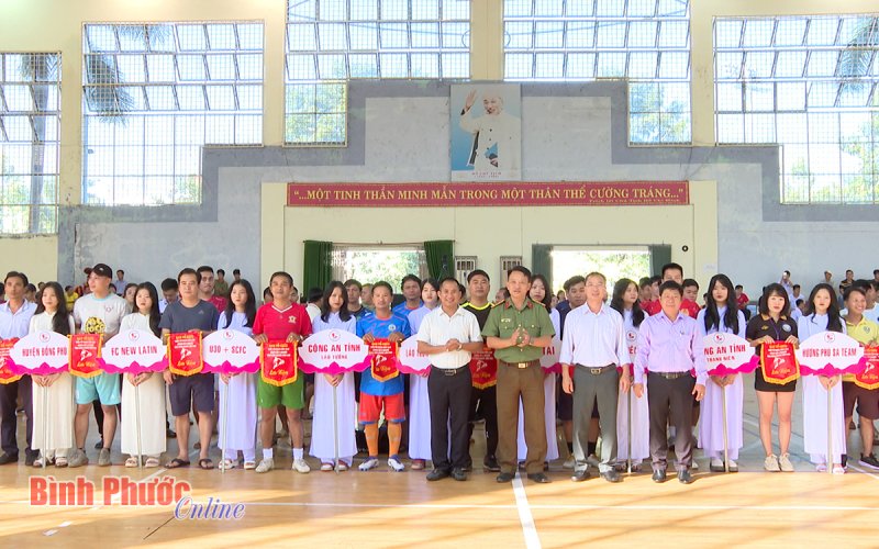 Bình Phước: Khai mạc giải vô địch các câu lạc bộ bóng đá 5 người