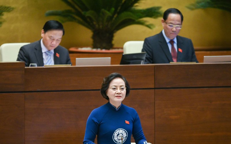 Bộ trưởng Phạm Thị Thanh Trà đưa ra giải pháp để cải thiện tiền lương