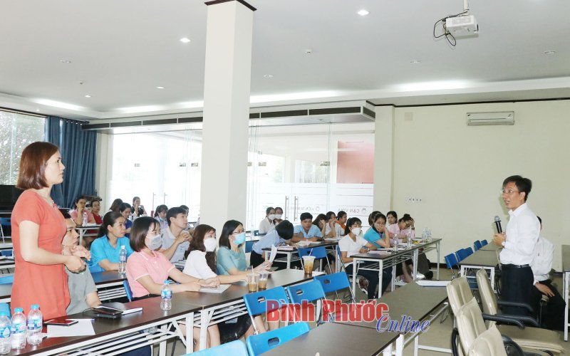 Chơn Thành: Gần 70 đại biểu dự hội nghị tuyên truyền pháp luật cho người sử dụng lao động và người lao động