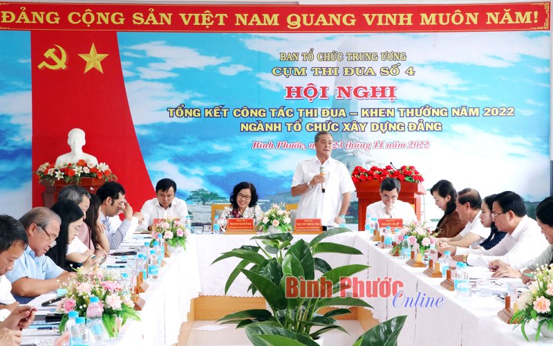 Cụm thi đua số 4 tổng kết công tác thi đua khen thưởng năm 2022