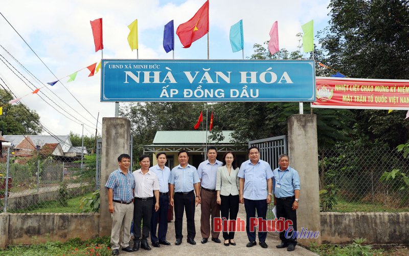 Đoàn công tác Bộ Kế hoạch và Đầu tư làm việc tại xã Minh Đức