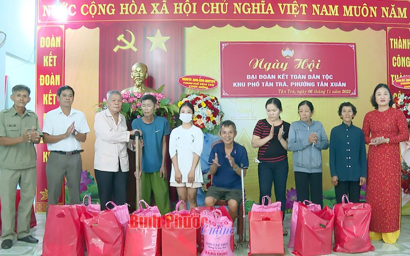 Đồng Xoài: Sôi nổi ngày hội đại đoàn kết toàn dân tộc khu phố Tân Trà