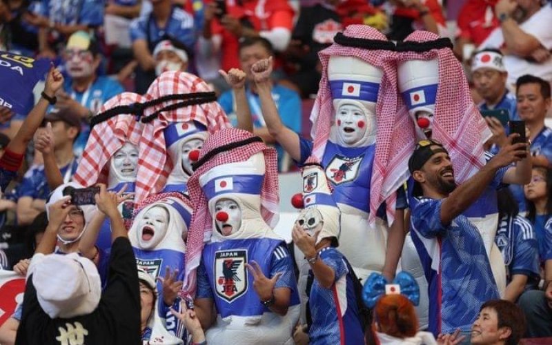 Dù đội nhà thắng hay bại, cổ động viên Nhật Bản vẫn cư xử văn minh, lịch thiệp