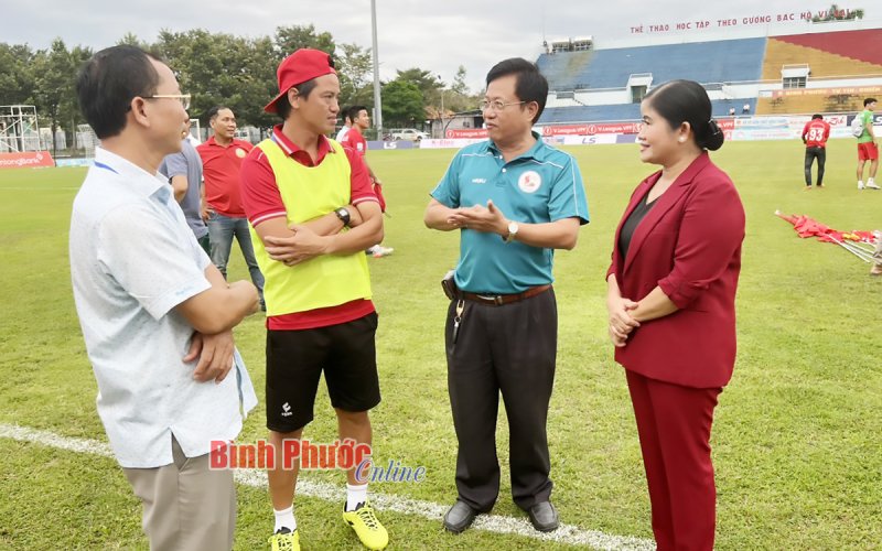 Hu&acirc;́n luy&ecirc;̣n vi&ecirc;n L&ecirc; Thanh Xu&acirc;n: &ldquo;Bình Phước trụ hạng nhờ có ni&ecirc;̀m tin chi&ecirc;́n thắng&rdquo;