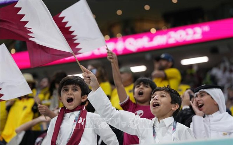 Không khí tưng bừng trên khán đài trận mở màn World Cup 2022: Qatar gặp Ecuador