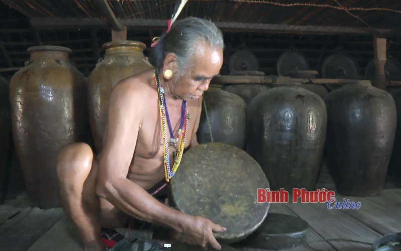 Lễ hạ cồng, chi&ecirc;ng của người S&rsquo;ti&ecirc;ng