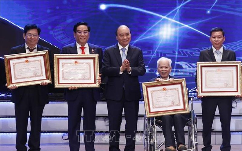 Lễ trao Giải thưởng Hồ Chí Minh, Giải thưởng Nhà nước về Khoa học và Công nghệ đợt 6