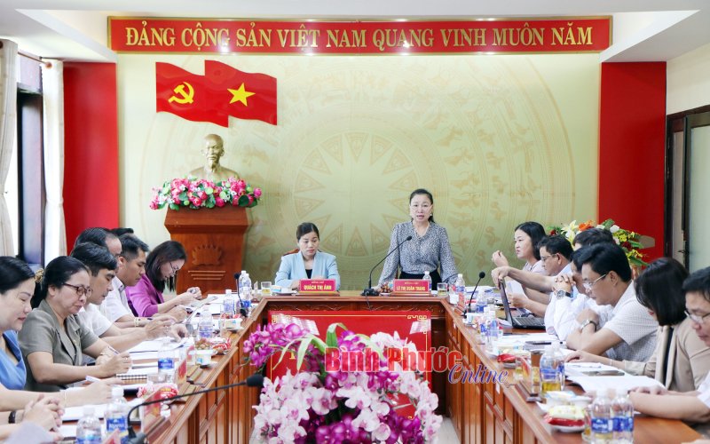 Phát huy vai trò giám sát của nhân dân, các tổ chức trong công tác cán bộ