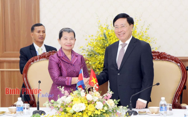 Phó Thủ tướng Thường trực Phạm Bình Minh dự gặp gỡ hữu nghị và hợp tác nhân dân Việt Nam -  Campuchia lần thứ V