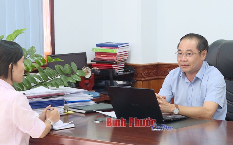 Phú Riềng: Không có việc sắp xếp lớp học phù hợp khi học sinh chưa tiêm phòng vắc xin Covid-19