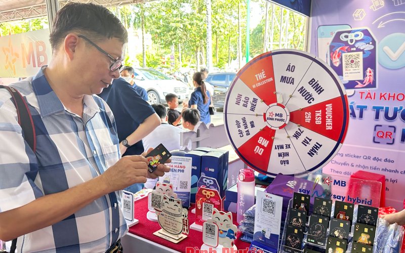 Rút ngắn khoảng cách phát triển