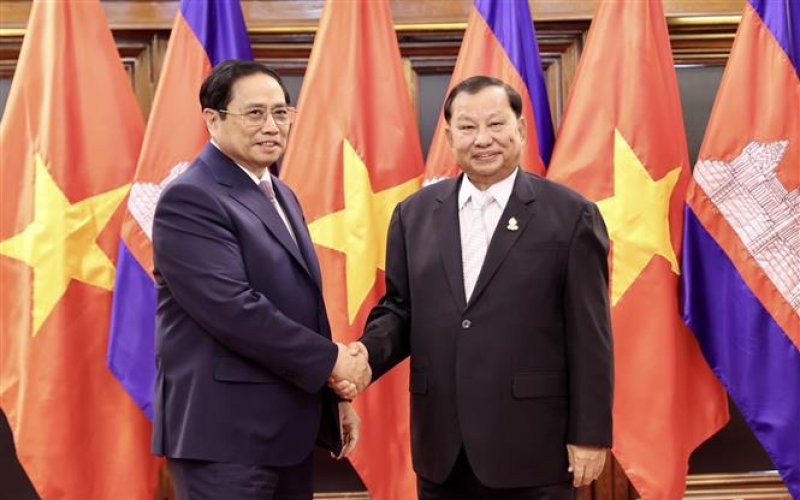 Thủ tướng Phạm Minh Chính về tới Hà Nội, kết thúc chuyến công tác tại Campuchia