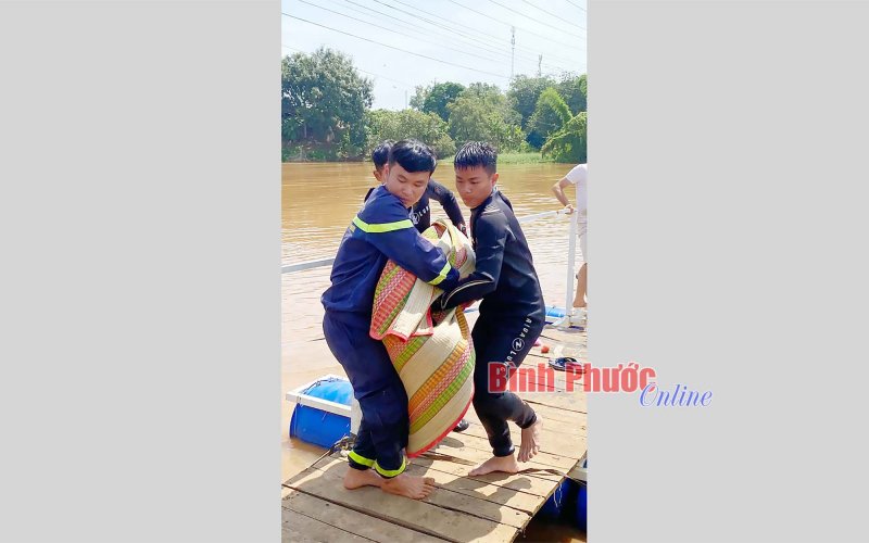 Tìm thấy thi thể người phụ nữ nghi nhảy cầu tự tử