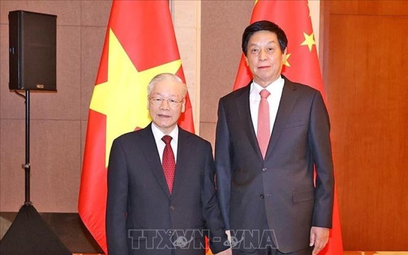 Tổng Bí thư Nguyễn Phú Trọng hội kiến Chủ tịch Quốc hội Trung Quốc Lật Chiến Thư