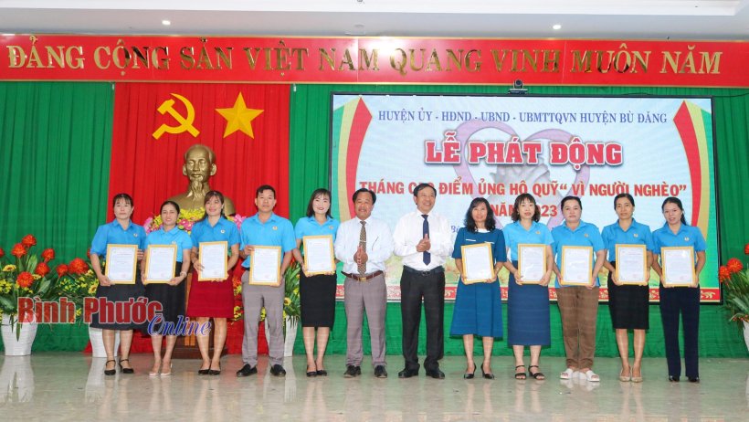 Bù Đăng phát động tháng cao điểm “Ngày vì người nghèo”