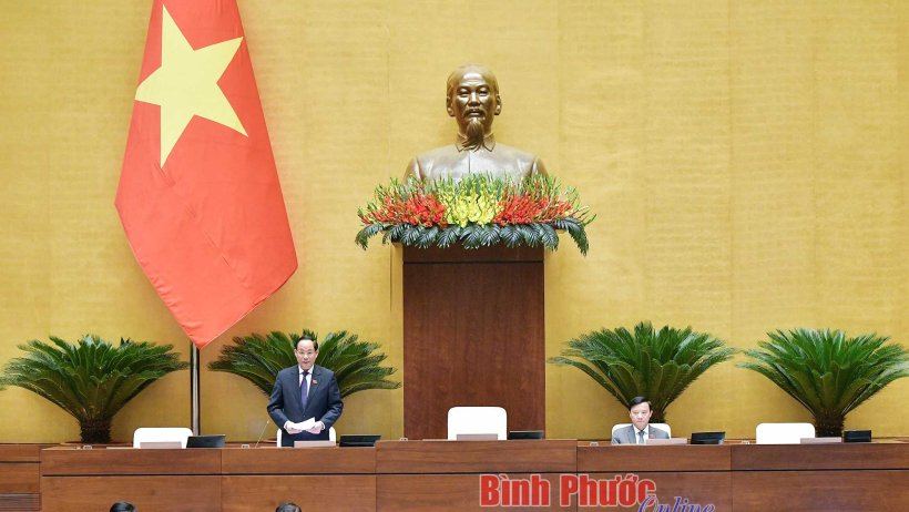 Cân nhắc việc quy định lắp thiết bị giám sát hành trình vào xe máy