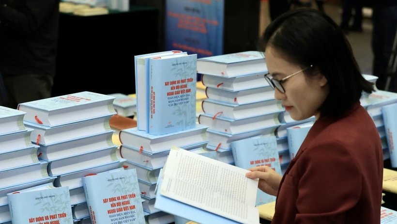 Cuốn sách của Tổng Bí thư: Tài liệu quý cho ngành Ngoại giao Việt Nam