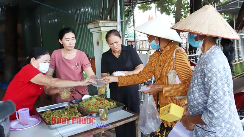 “Điểm tựa” của người nghèo