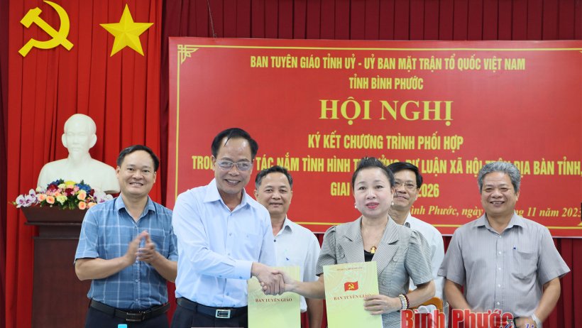 Ký kết chương trình phối hợp giữa Ban Tuyên giáo Tỉnh ủy và Ủy ban MTTQ Việt Nam tỉnh