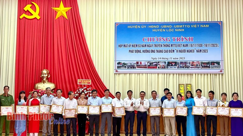 Lộc Ninh chung tay vì người nghèo - không để ai bị bỏ lại phía sau