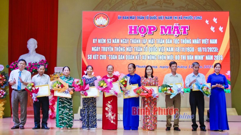 Phước Long, Ph&uacute; Riềng kỷ niệm 93 năm th&agrave;nh lập Mặt trận D&acirc;n tộc thống nhất