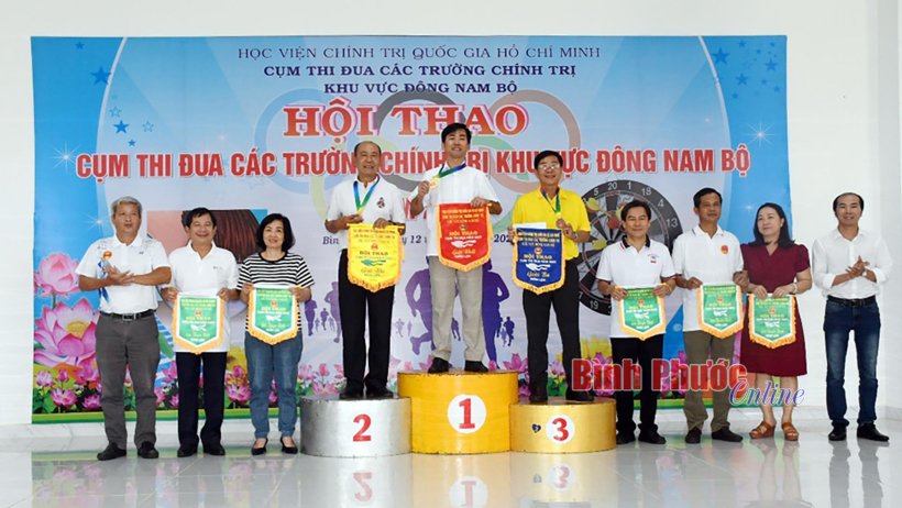 Sôi nổi hội thao Cụm thi đua các trường chính trị khu vực Đông Nam Bộ 