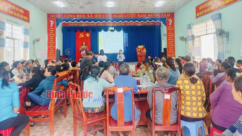 Tập huấn công tác phòng, chống tác hại thuốc lá cho cán bộ, hội viên nông dân