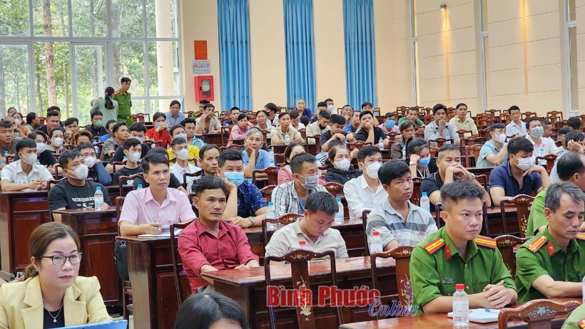 Thông tin, giới thiệu việc làm, hỗ trợ vay vốn cho người chấp hành xong án phạt tù
