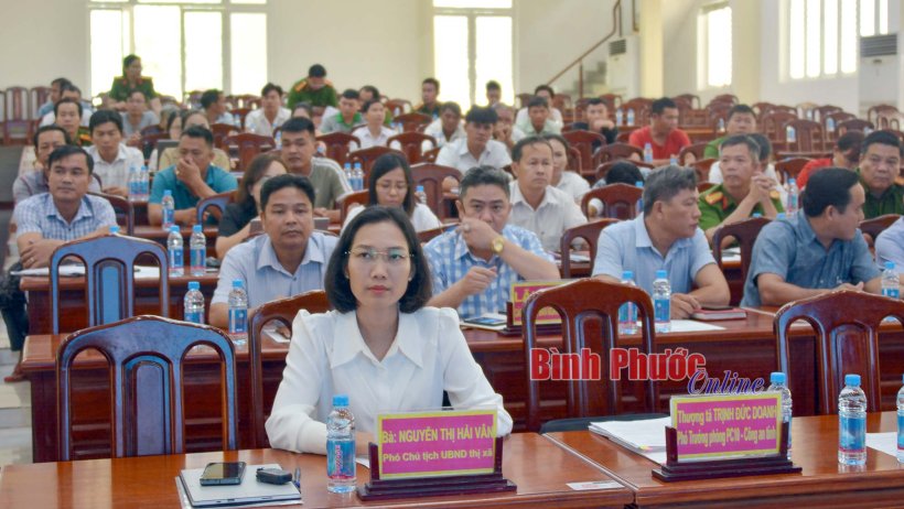 Thông tin, giới thiệu việc làm, hỗ trợ vay vốn cho người chấp hành xong án phạt tù tại thị xã Chơn Thành
