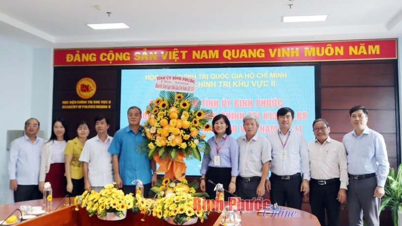 Tỉnh ủy Bình Phước thăm, chúc mừng Học viện Chính trị Khu vực II nhân Ngày nhà giáo Việt Nam