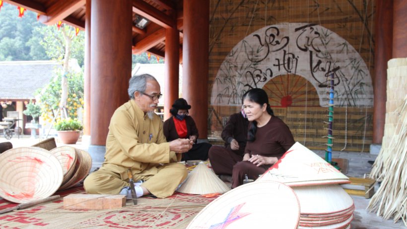 Trải nghiệm nghề truyền thống dưới ch&acirc;n Y&ecirc;n Tử