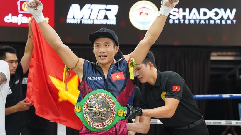 Trương Cao Minh Phát giành đai WBC Muay Thai thế giới