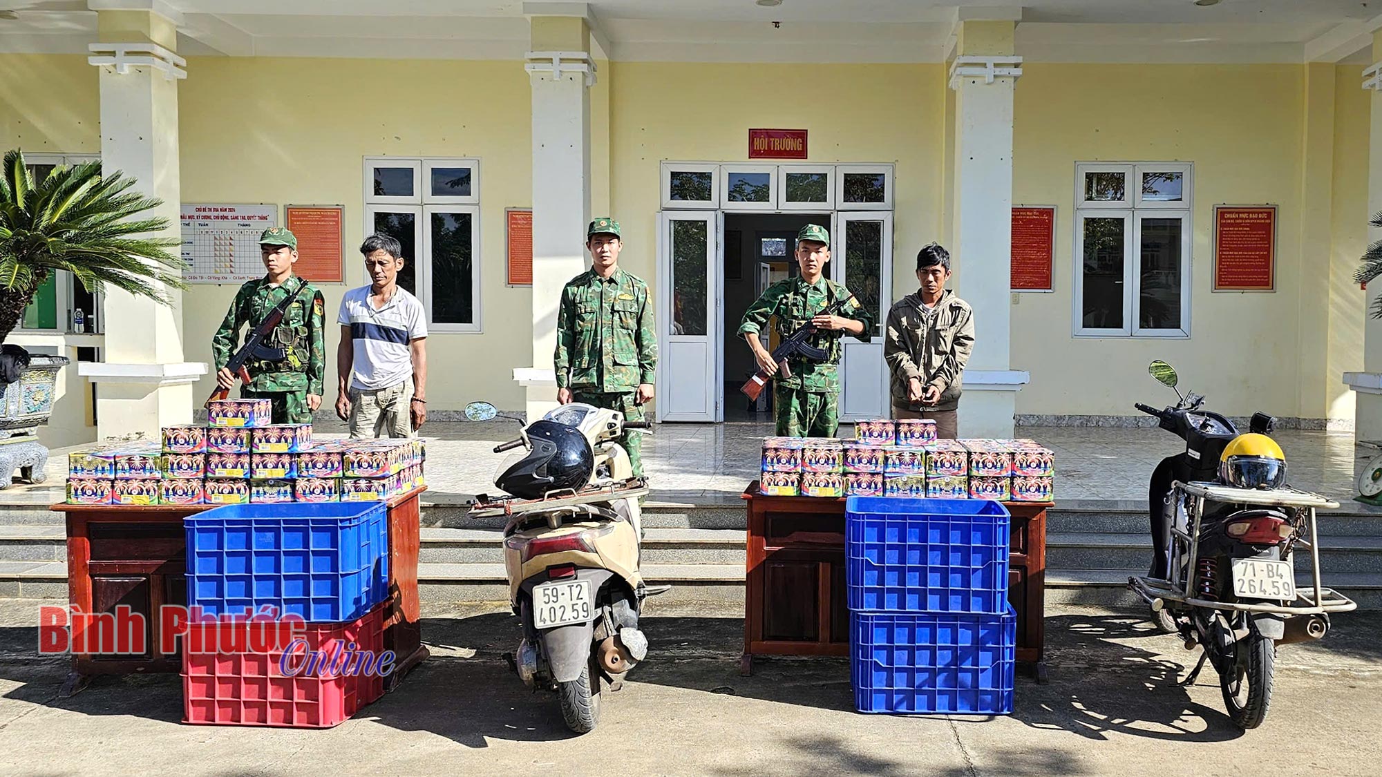 Bình Phước: Bắt 2 đối tượng mua bán gần 150 kg pháo nổ trái phép