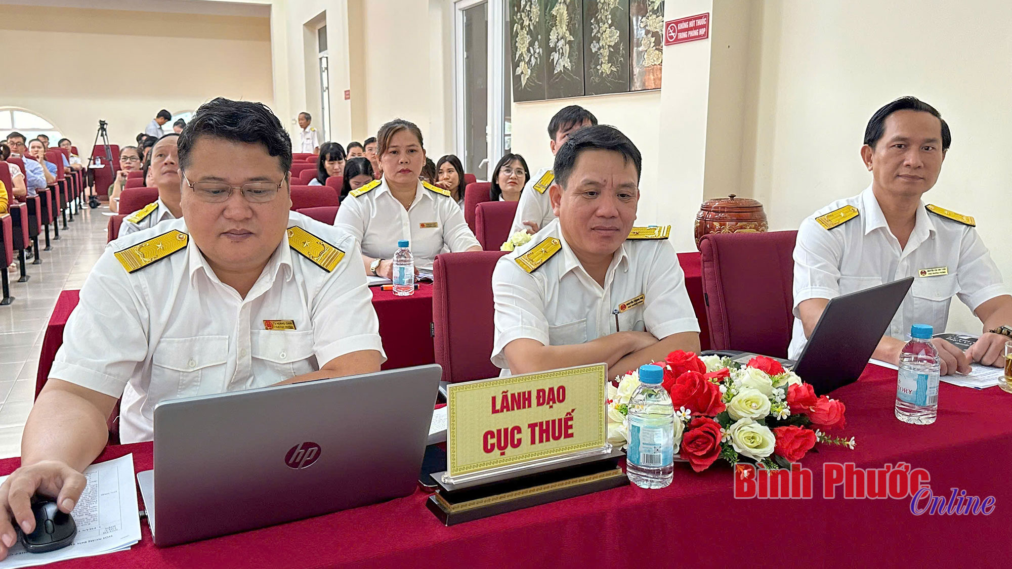 Cục Thuế Bình Phước đối thoại với doanh nghiệp quý 4