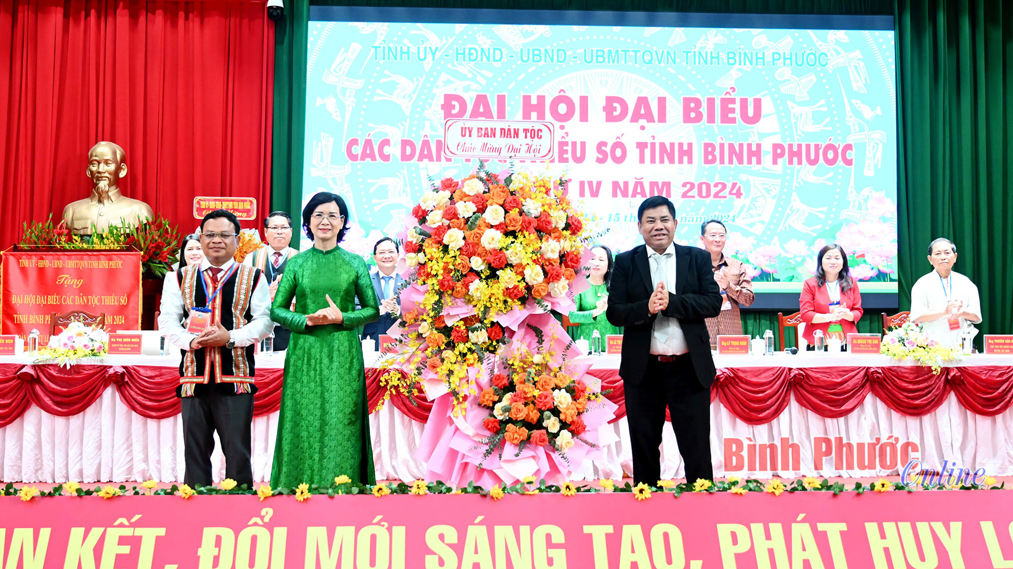 Đại hội đại biểu các dân tộc thiểu số tỉnh Bình Phước lần thứ IV thành công rực rỡ