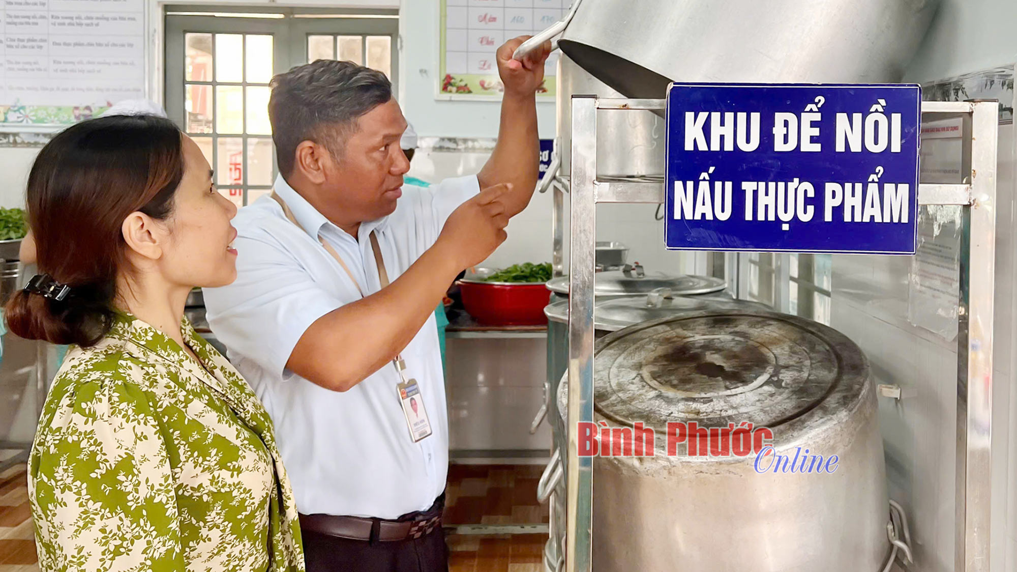 Đảm bảo an toàn thực phẩm trường học