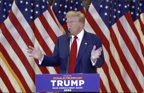 Diễn biến mới nhất vụ ‘tiền mua sự im lặng’ sau khi ông Trump đắc cử tổng thống Mỹ