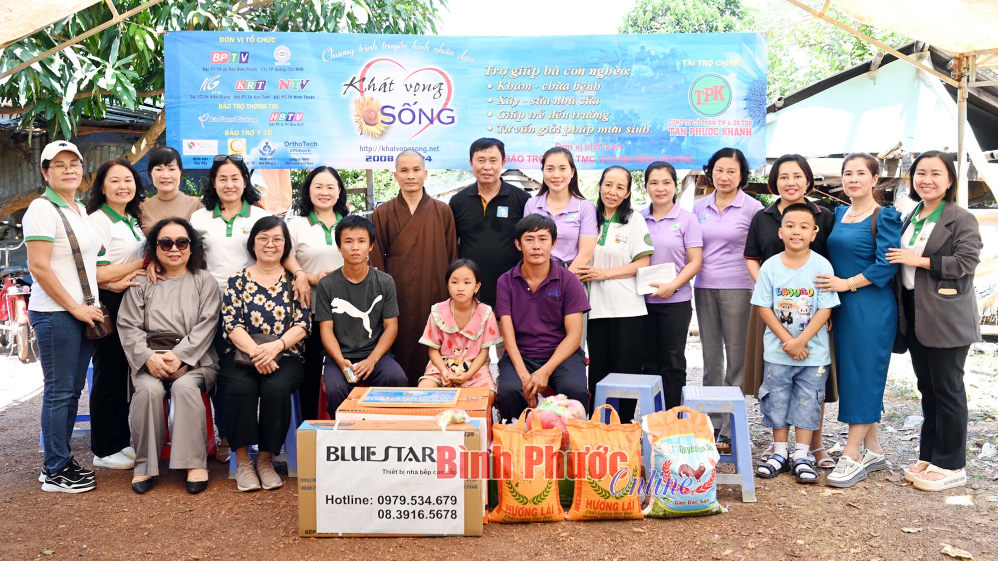 Khát vọng sống trao 141 triệu đồng cho anh Võ Văn Mót