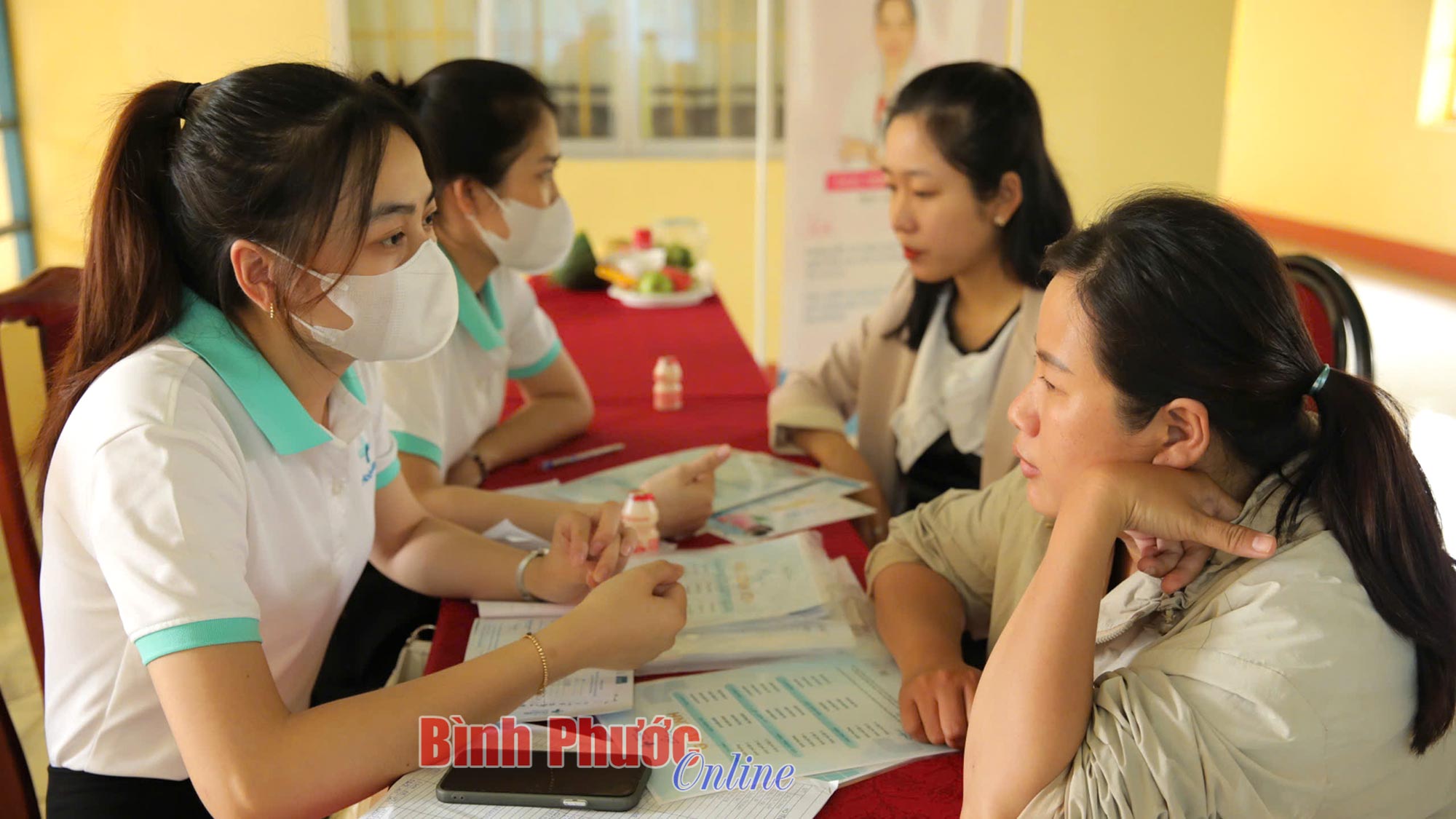 Lớp tiền sản “Mang thai khỏe mạnh - vượt cạn an toàn”