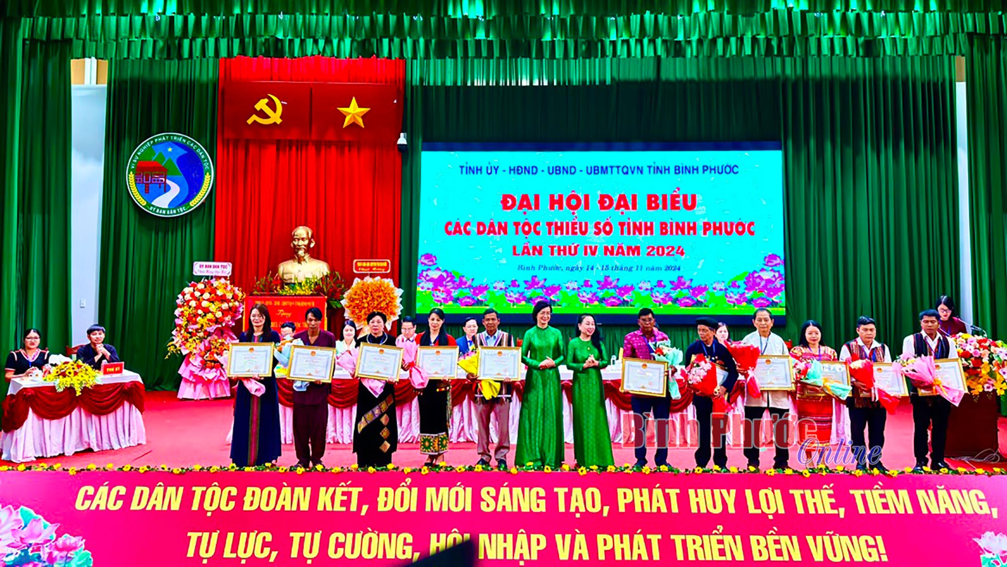 Phát triển vùng đồng bào dân tộc thiểu số nhìn từ Đại hội lần thứ IV