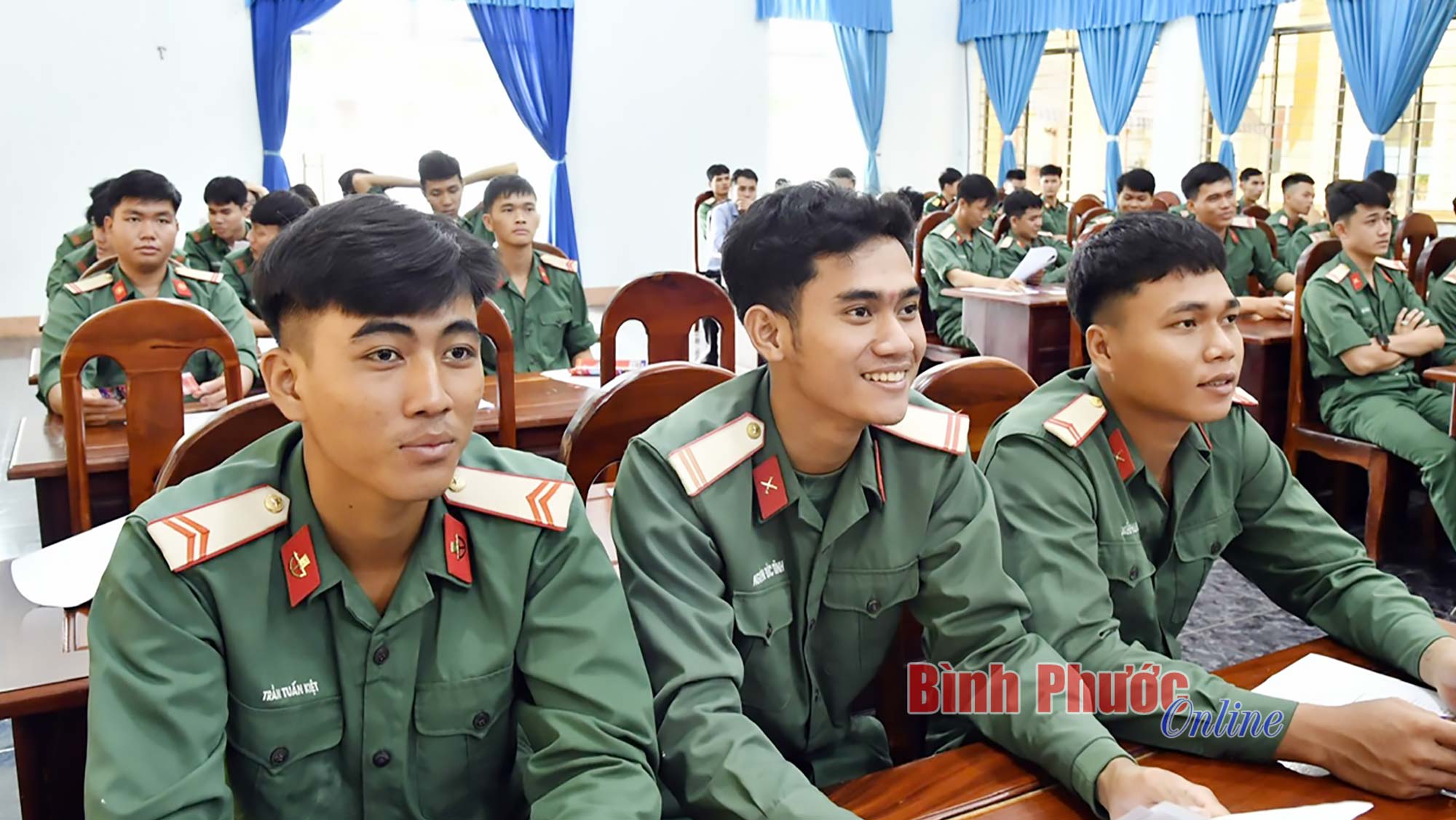 Tư vấn học nghề, hướng nghiệp cho hạ sĩ quan, chiến sĩ chuẩn bị xuất ngũ