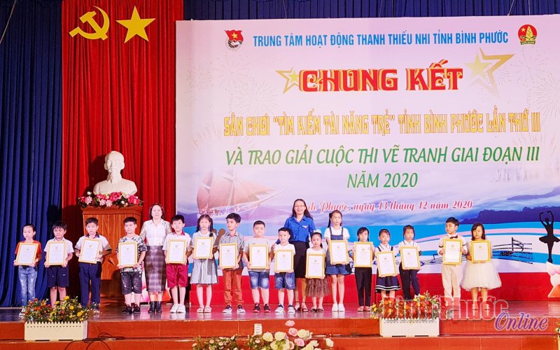 Chung kết t&igrave;m kiếm t&agrave;i năng trẻ v&agrave; trao giải vẽ tranh ng&ocirc;i nh&agrave; mơ ước tỉnh B&igrave;nh Phước năm 2020