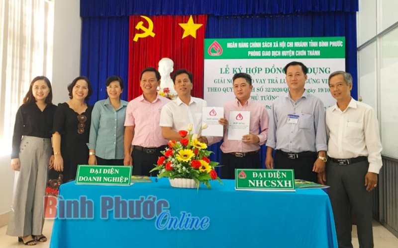 Doanh nghiệp đầu tiên được vay vốn tín dụng chính sách hỗ trợ Covid-19