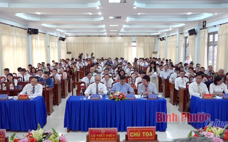 Khai mạc kỳ họp thứ mười ba, HĐND huyện Bù Đăng khóa VI