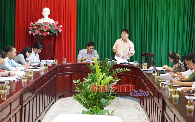 Kiểm tra thi hành pháp luật về bảo vệ môi trường tại huyện Chơn Thành 