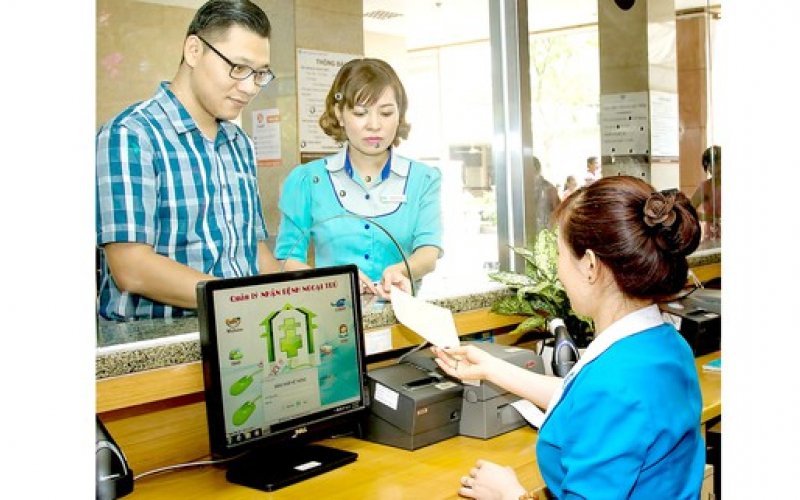 Liên thông bảo hiểm y tế tuyến tỉnh: Người dân mừng, bệnh viện lo