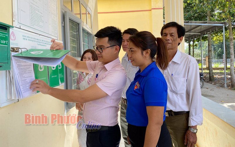 Ngân hàng CSXH Chơn Thành: Đồng hành cùng người sử dụng lao động vay vốn để trả lương công nhân