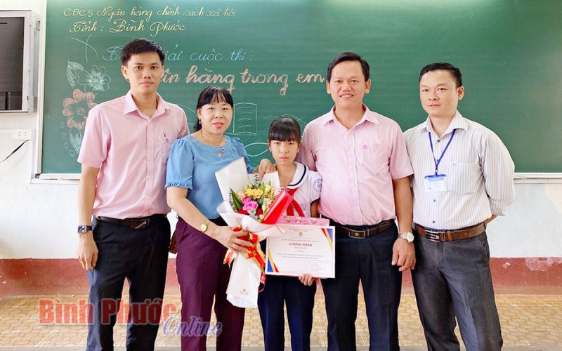 Nguyễn Như B&igrave;nh đoạt giải cuộc thi &ldquo;Ng&acirc;n h&agrave;ng trong em&rdquo;