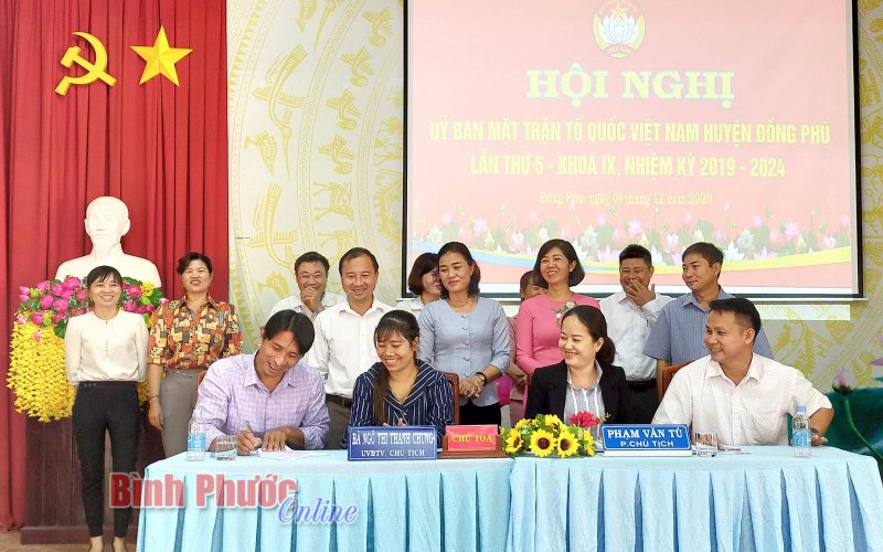 Ủy ban MTTQ Việt Nam huyện Đồng Phú tổ chức hội nghị lần thứ 5, khóa IX